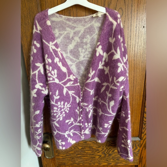 Sezane Fabian’s cardigan - Picture 1 of 2